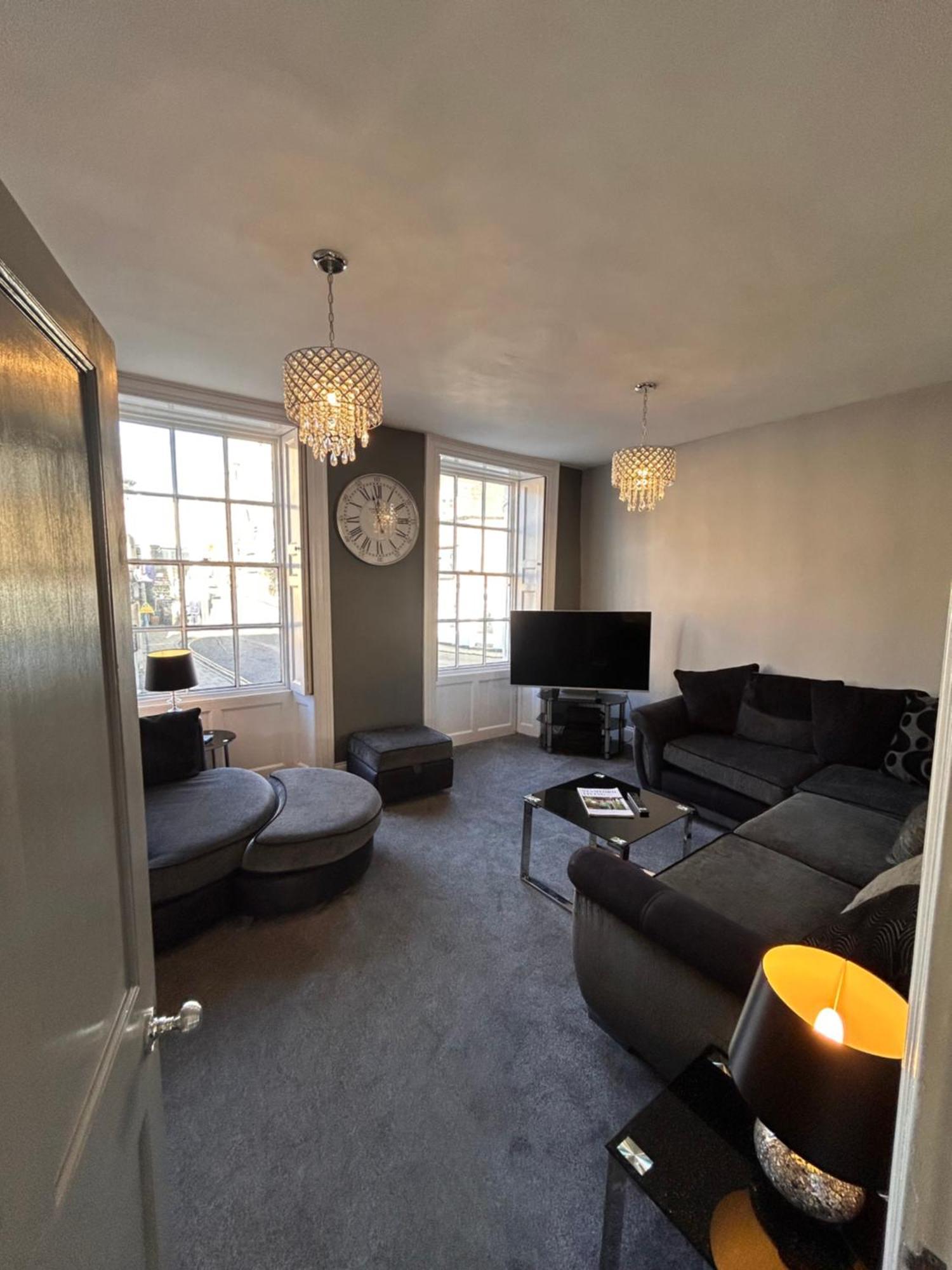 No1 Townhouse - Luxury Spacious 2 Bedroom Townhouse, Central Location Stamford Eksteriør bilde