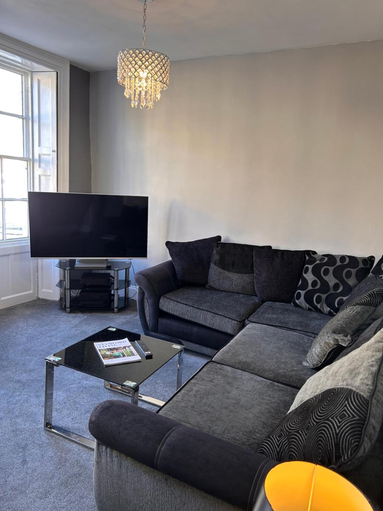 No1 Townhouse - Luxury Spacious 2 Bedroom Townhouse, Central Location Stamford Eksteriør bilde